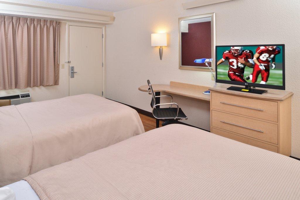 Hotel Super 8 By Wyndham Deerfield - Northbrook Esterno foto