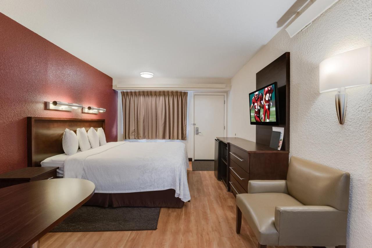 Hotel Super 8 By Wyndham Deerfield - Northbrook Esterno foto