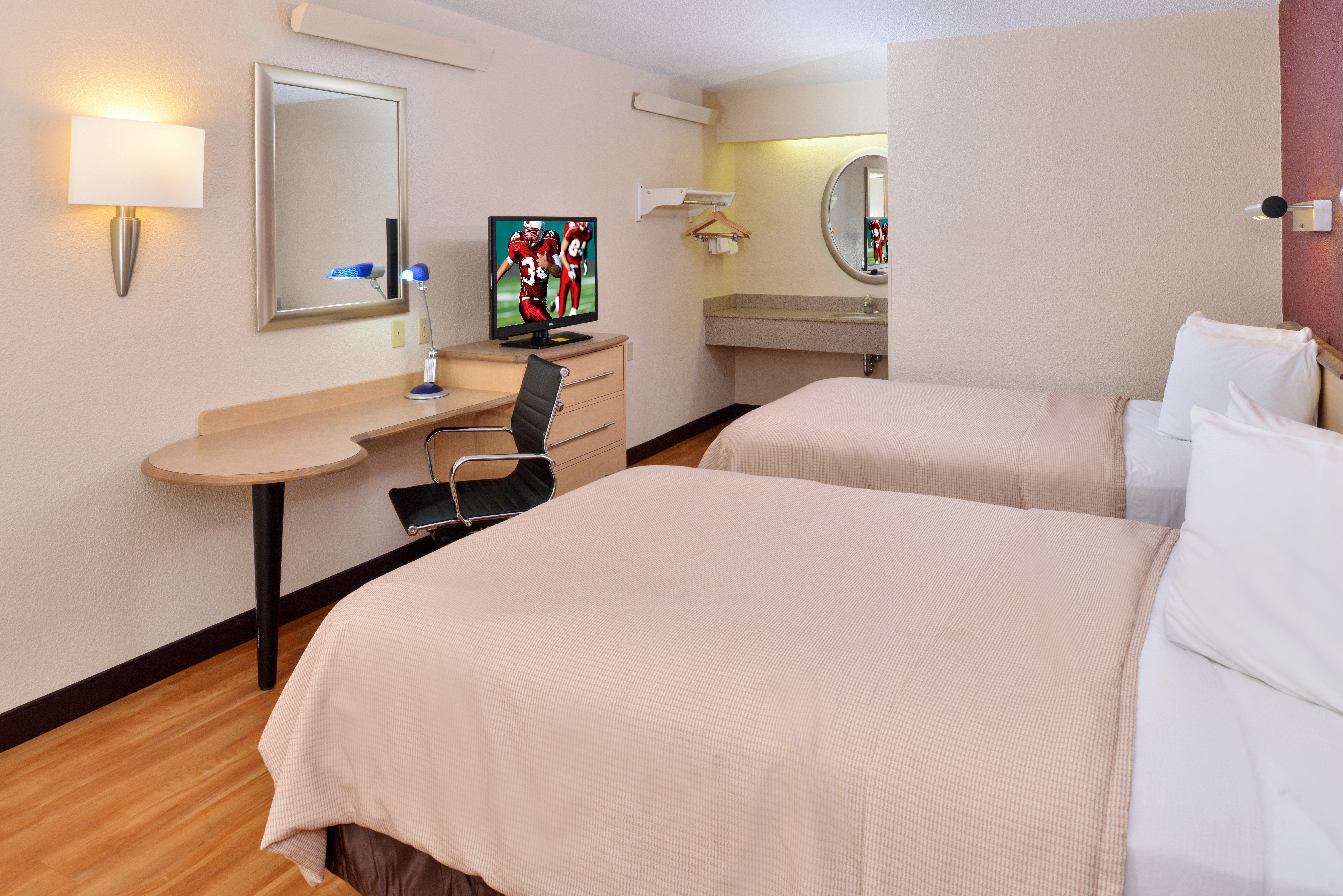 Hotel Super 8 By Wyndham Deerfield - Northbrook Esterno foto