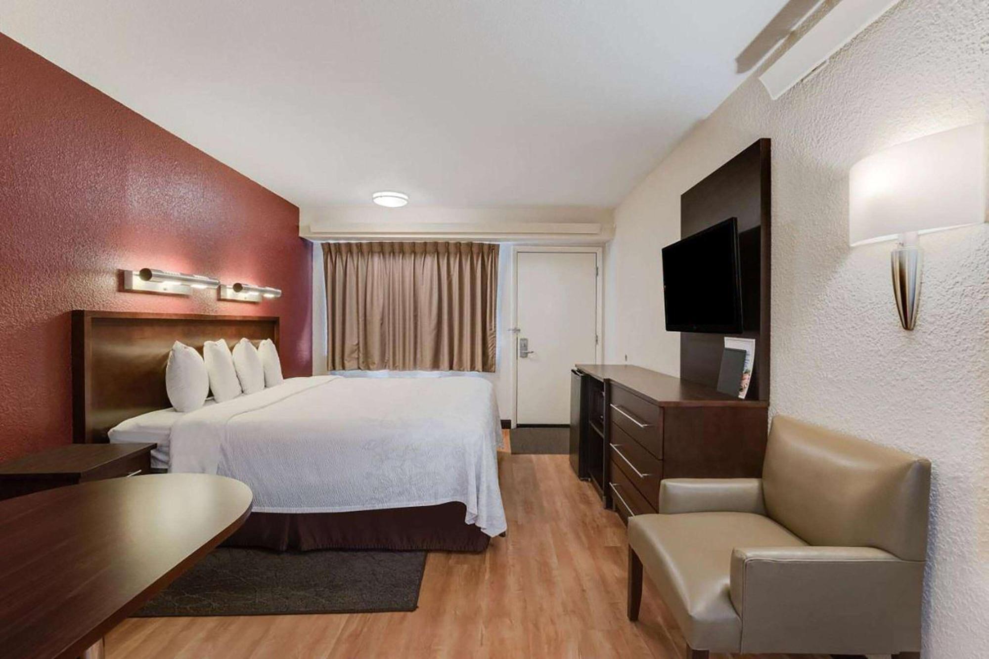 Hotel Super 8 By Wyndham Deerfield - Northbrook Esterno foto
