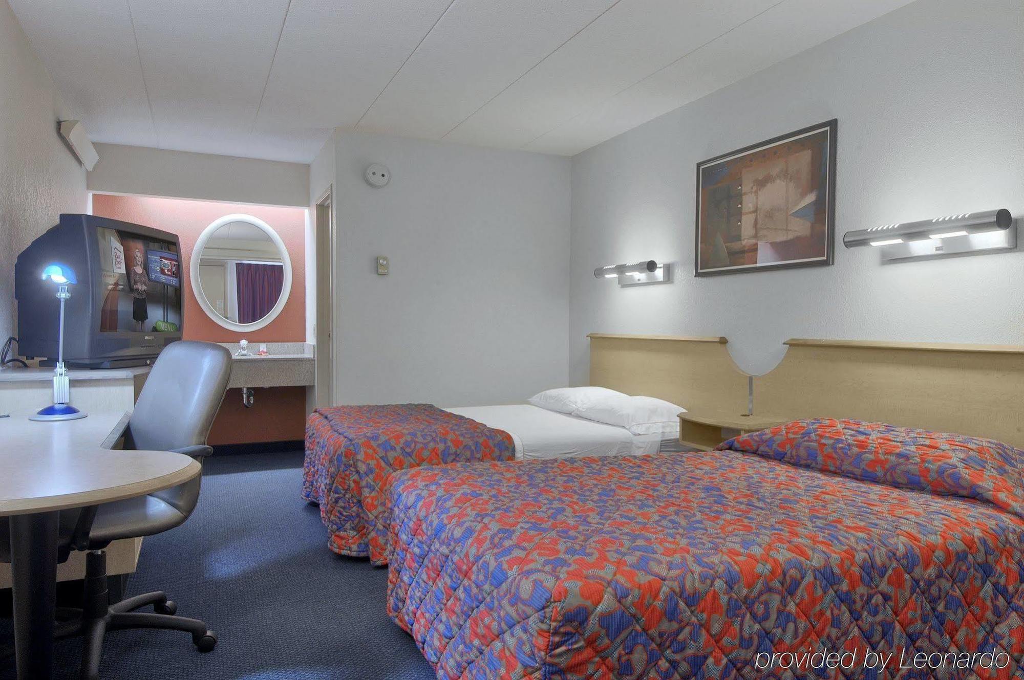 Hotel Super 8 By Wyndham Deerfield - Northbrook Camera foto
